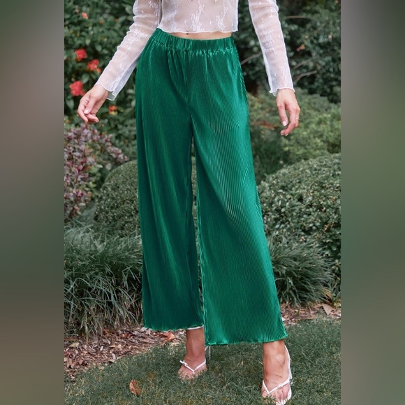 Cupshe Pants - Cupshe Emerald Pleated Straight Leg Pants Size Small